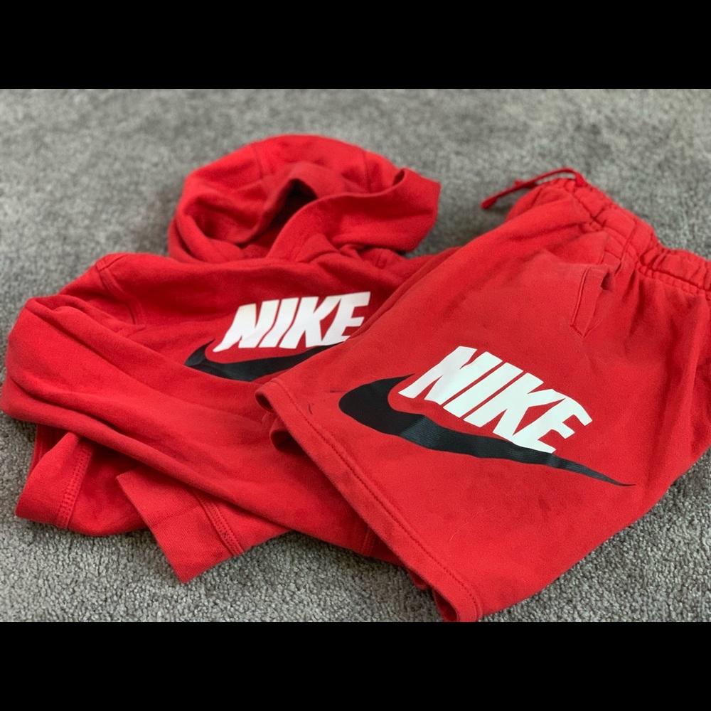 Red shorts Fleece Nike Set